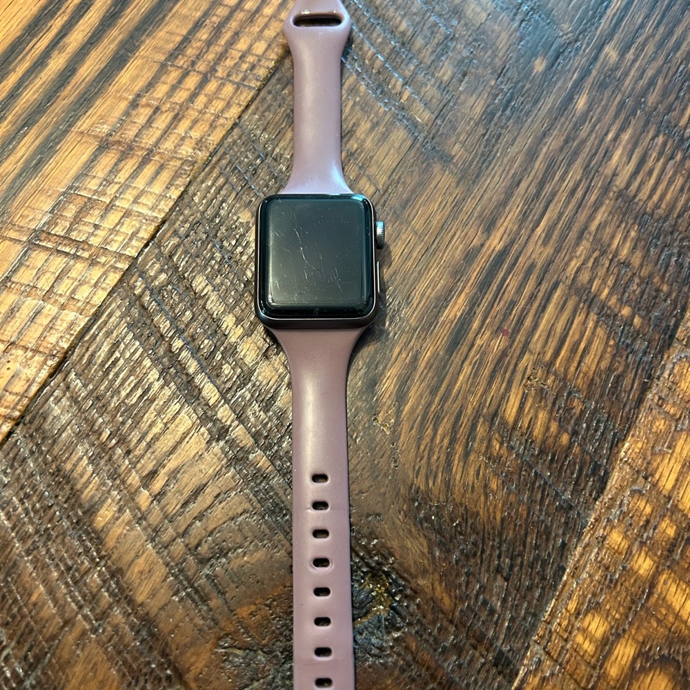 Apple Smartwatch series 3 38mm with band set